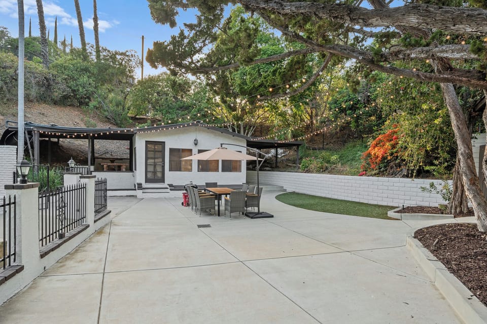 Private outdoor space ideal for relaxing and entertaining.