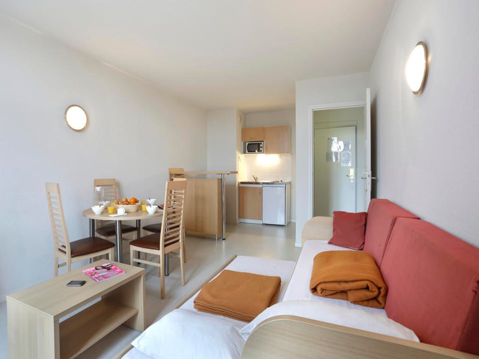House | 1 bedroom