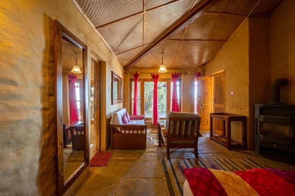 Double Room, Patio, Courtyard View | In-room safe, blackout drapes
