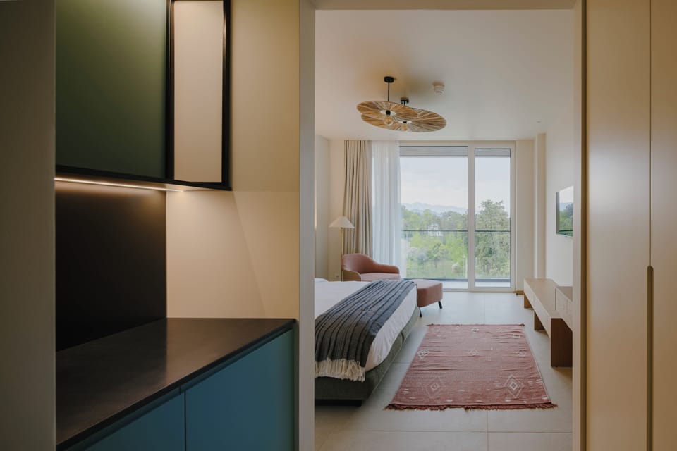 Standard Double Room | Laptop workspace, WiFi (free)
