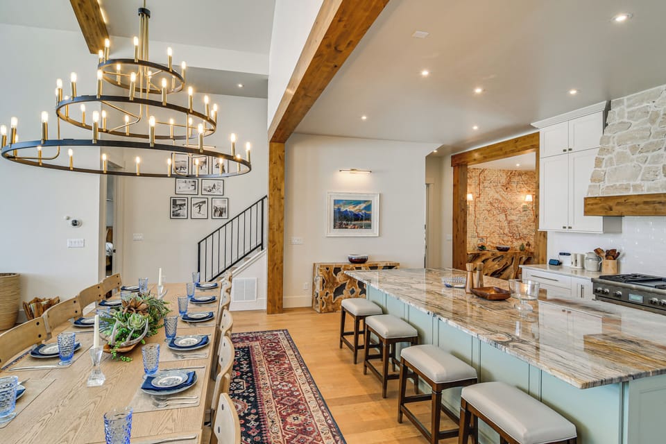 Dining Area | 1st Floor