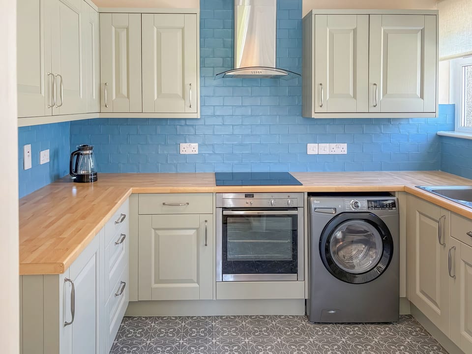 Kitchen | Hebron, Porthleven