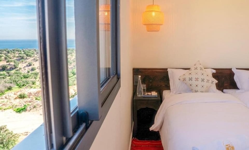 Double or Twin Room, Partial Sea View | In-room safe, desk, blackout drapes, soundproofing