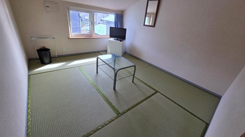 Basic Room | Interior