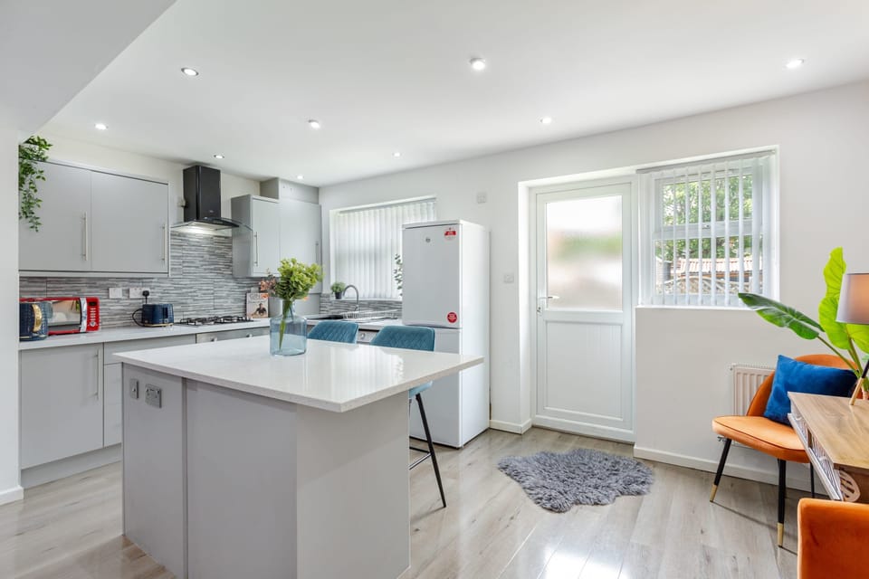House | 4 bedrooms, Internet