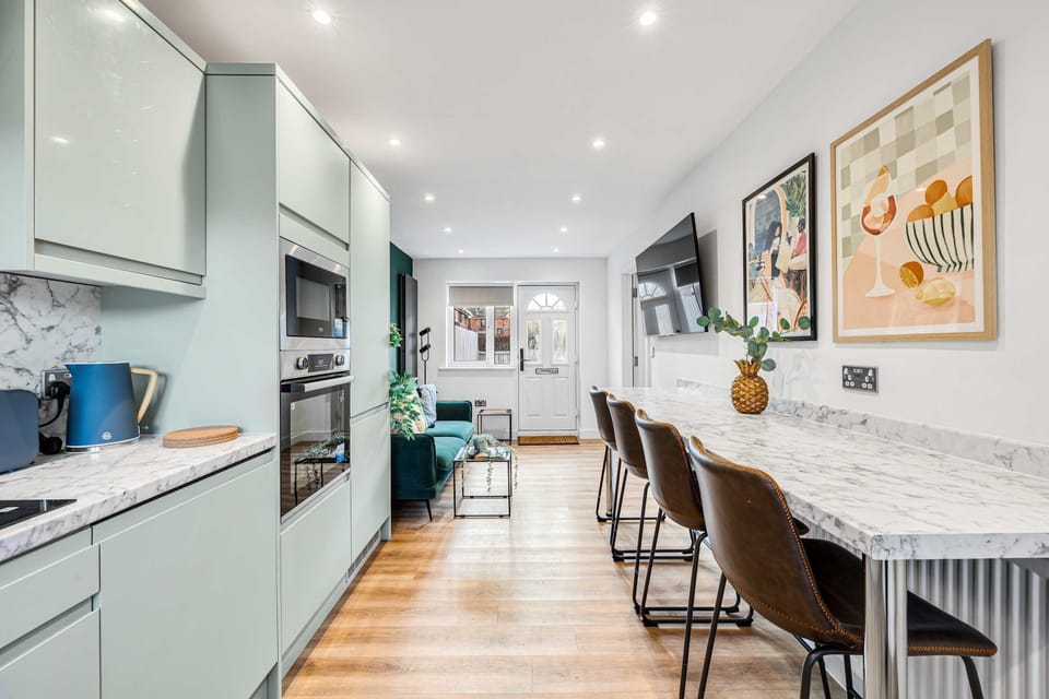 House | 4 bedrooms, Internet