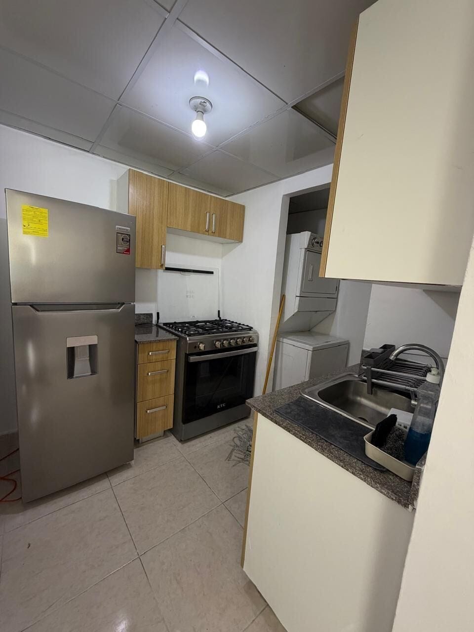 Comfort Apartment, Park View | Private kitchen | Fridge, microwave, oven, stovetop