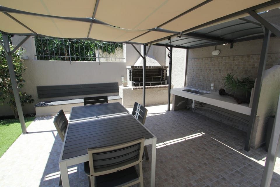 House | 1 bedroom