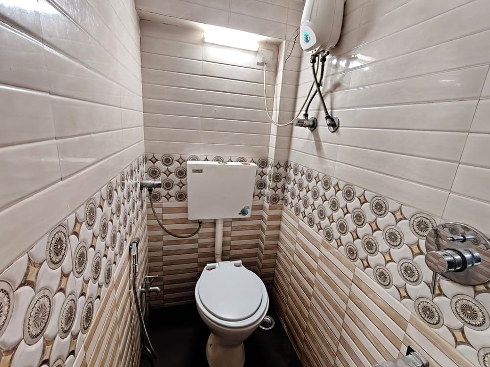 Deluxe Double Room | Bathroom