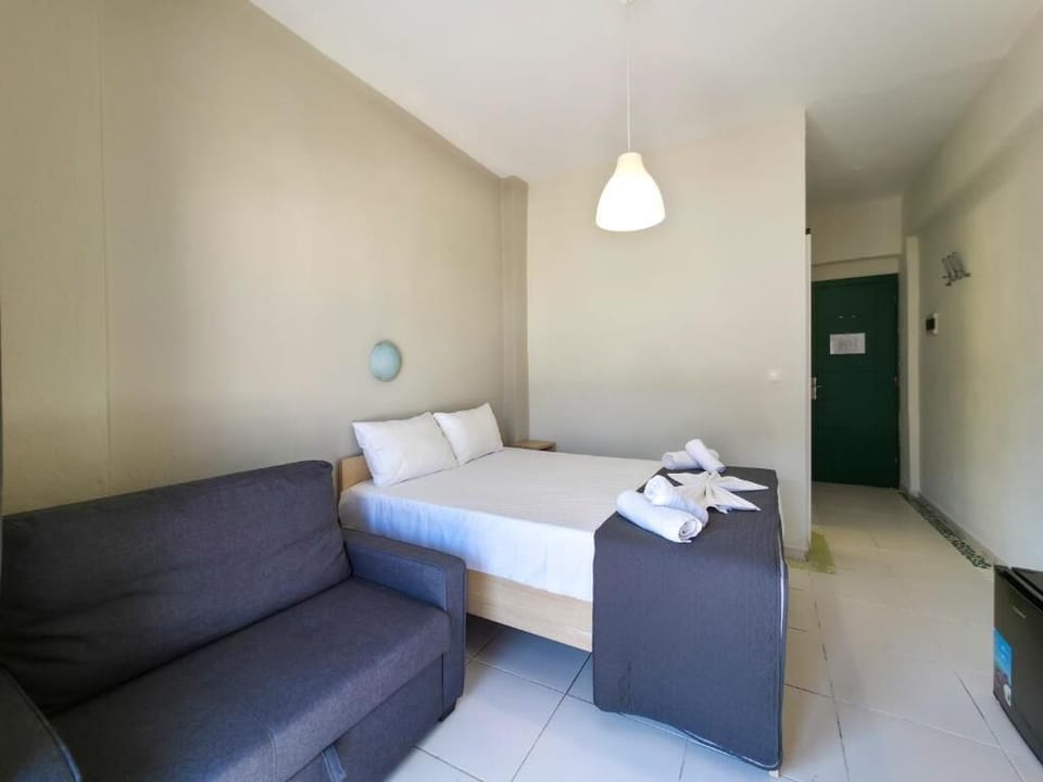 Double Room, Balcony, Sea View | Free WiFi