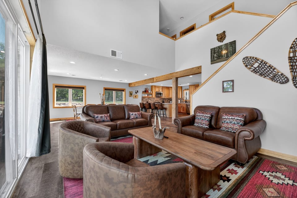 House, 3 Bedrooms | Living area | Smart TV, streaming services