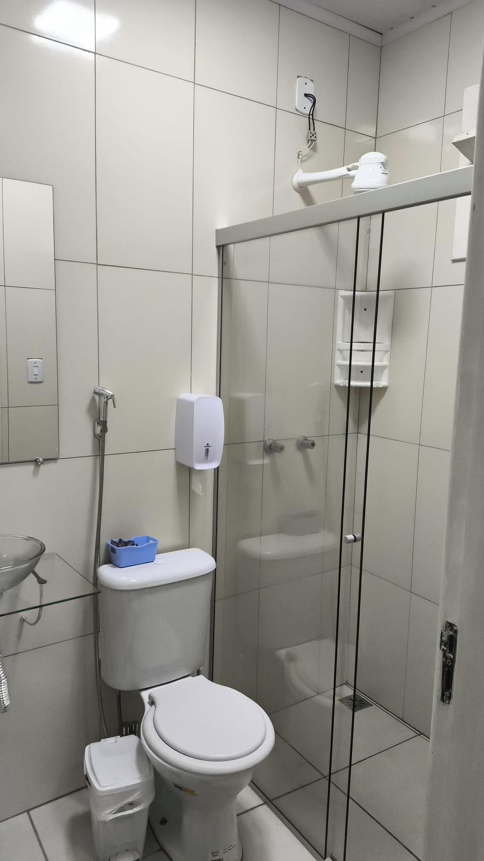 Bathroom | Towels, soap, shampoo, toilet paper