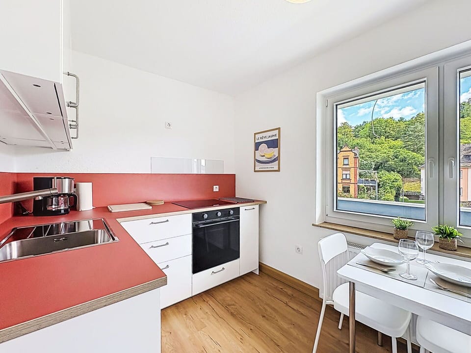 Apartment, Paint, Wood Stain, Kitchen