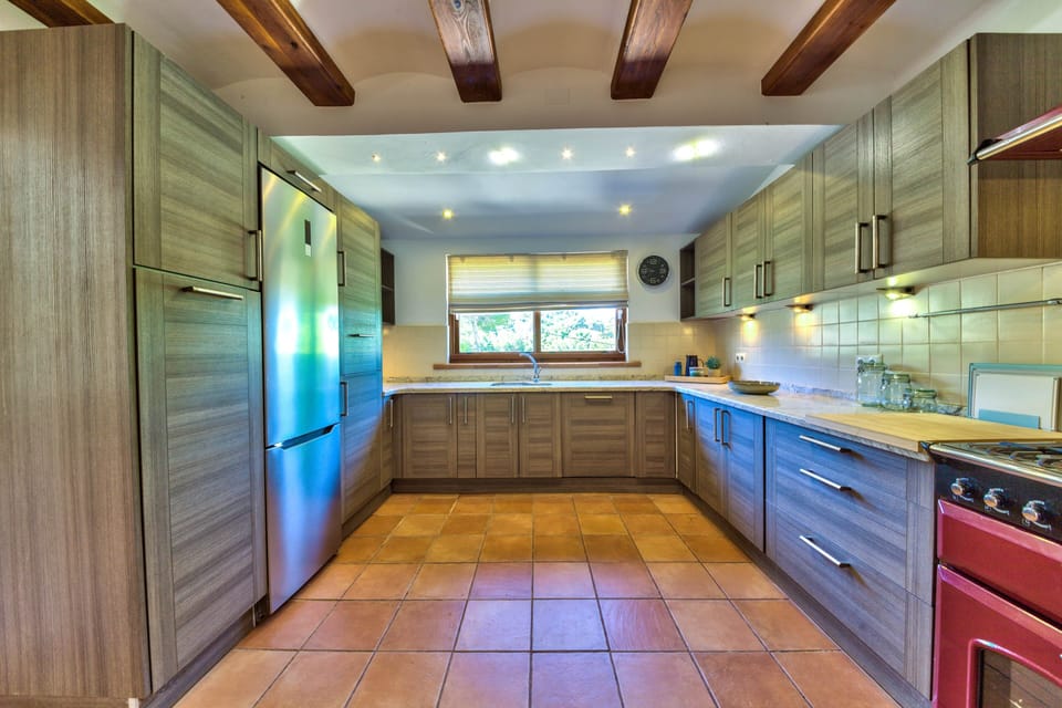 Kitchen B