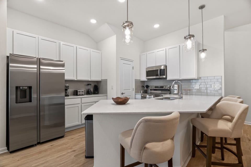 Fully-equipped kitchen