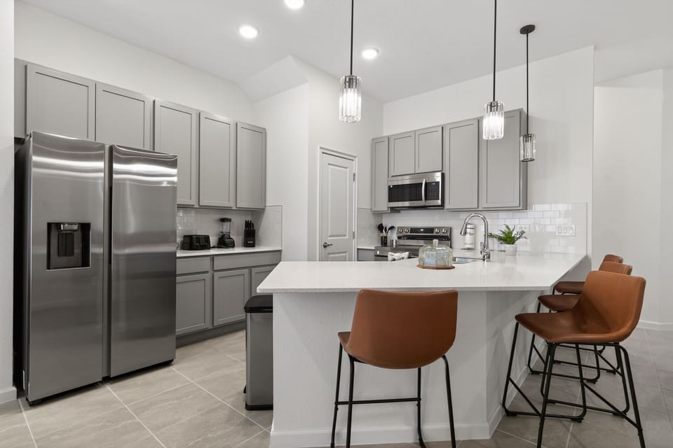 Fully-equipped kitchen
