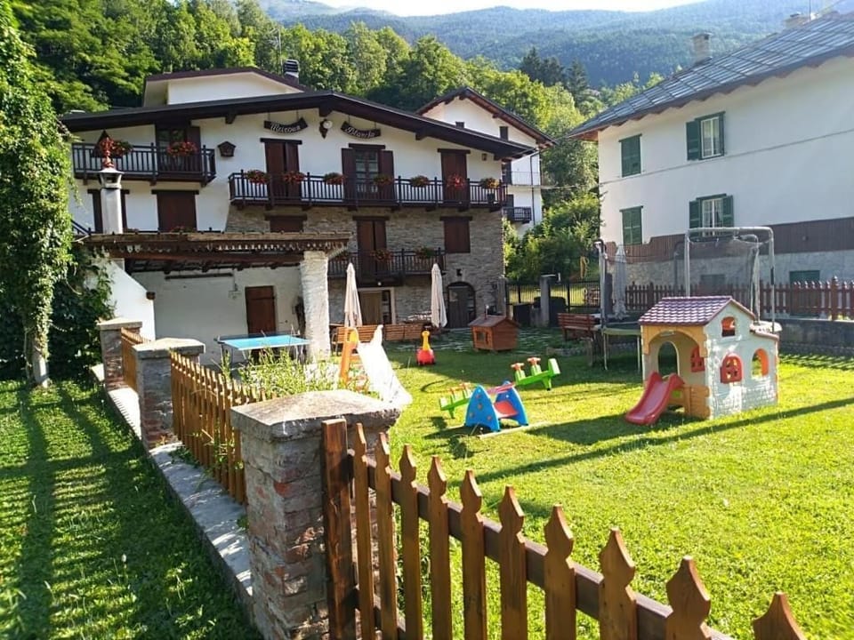 Children's area