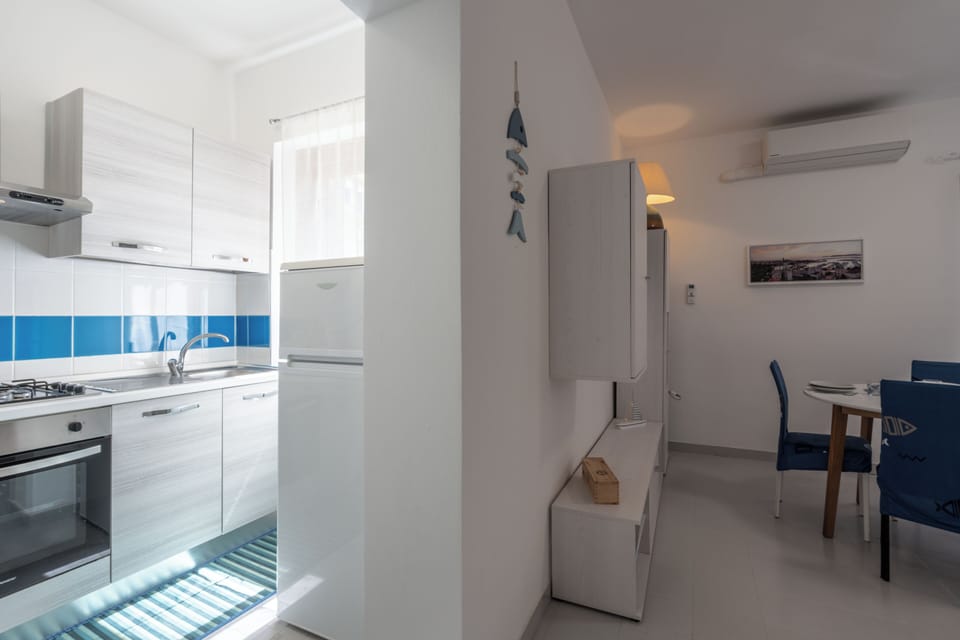 Apartment, Balcony, Garden View | Private kitchen