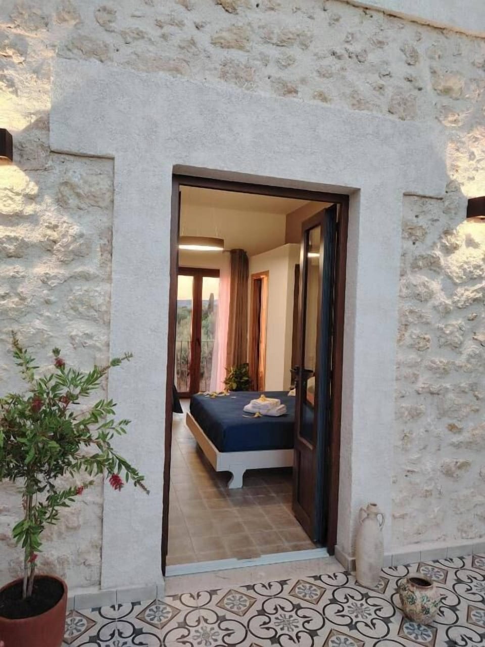 Triple Room, Garden View | Desk, blackout drapes, soundproofing, free WiFi