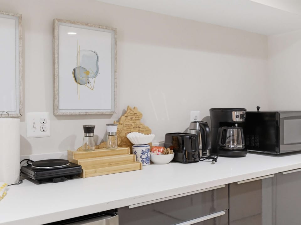 Kitchenette 