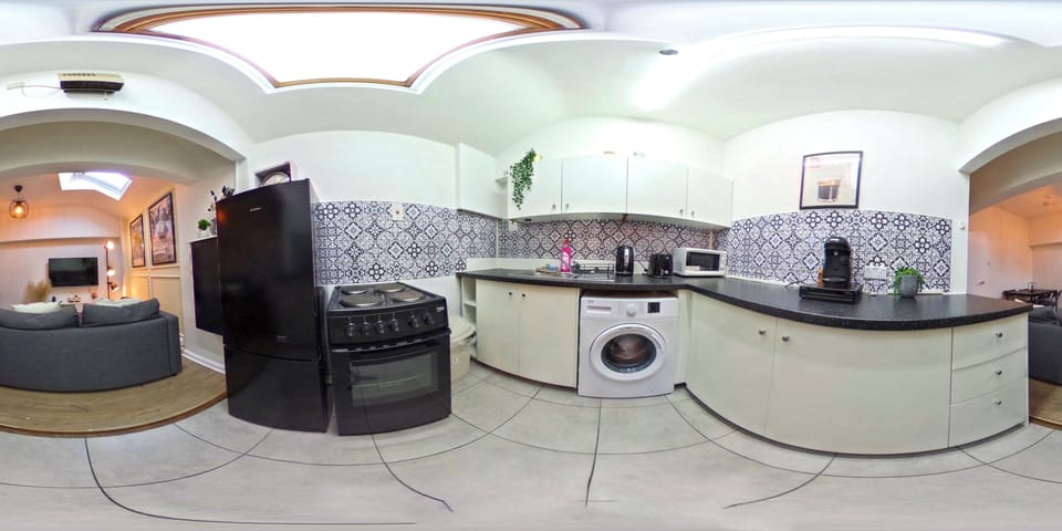 One-Bedroom Deluxe Apartment5 City Cent Manchester | Interior