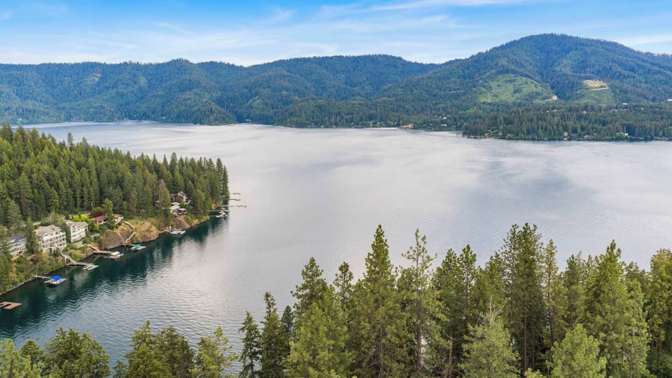 Discover the beauty of Hayden Lake and the surrounding North Idaho mountains.