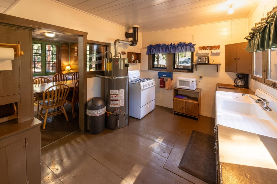 Pine-Kitchen