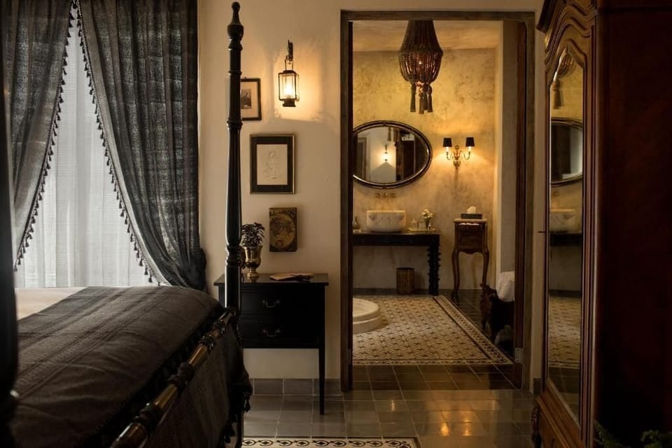 Standard Double Room | In-room safe, individually decorated, bed sheets