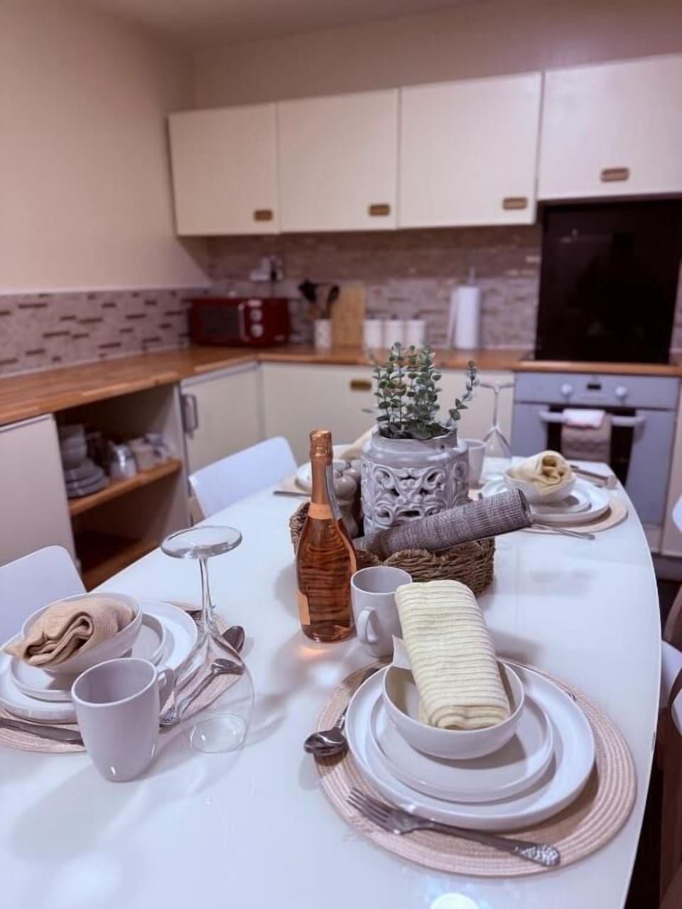 House, 3 Bedrooms, Fireplace | Dining room