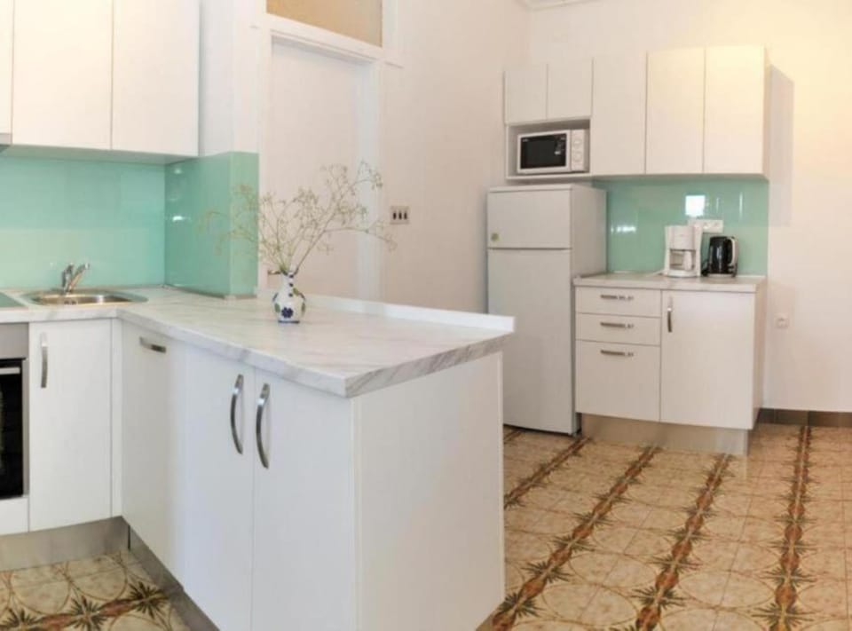 House (Holiday home with outdoor pool - near) | Property amenity