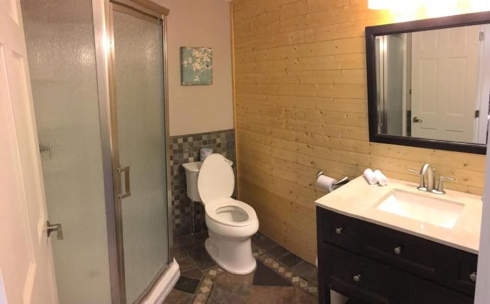 Deluxe Double Room | Bathroom