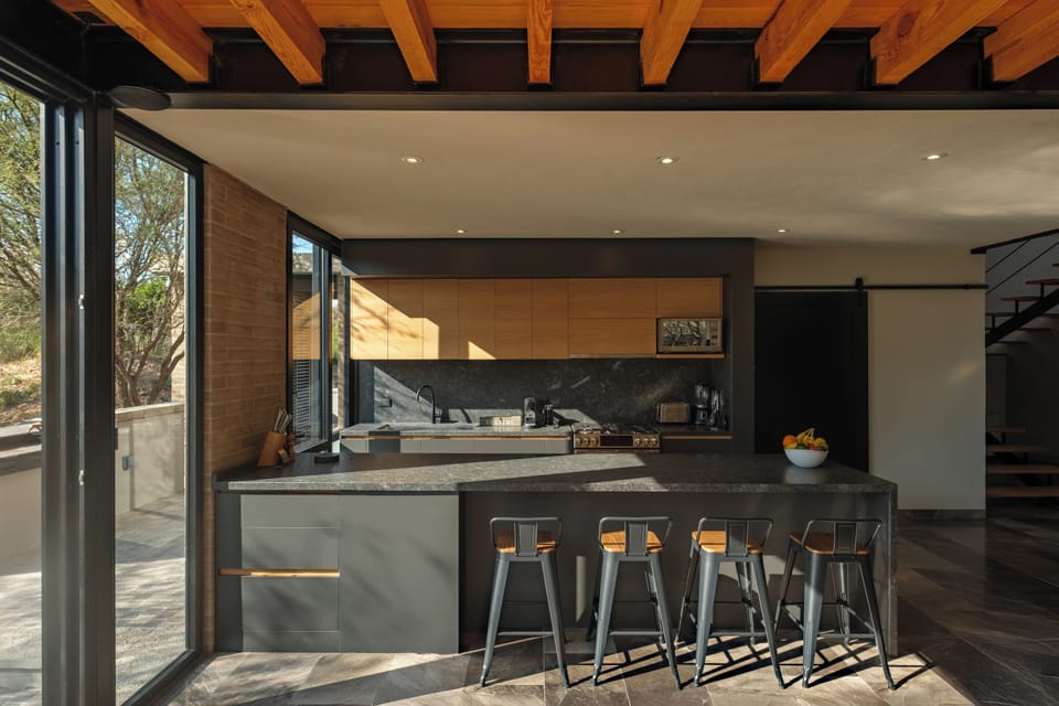 Luxury House, Garden View | Private kitchen