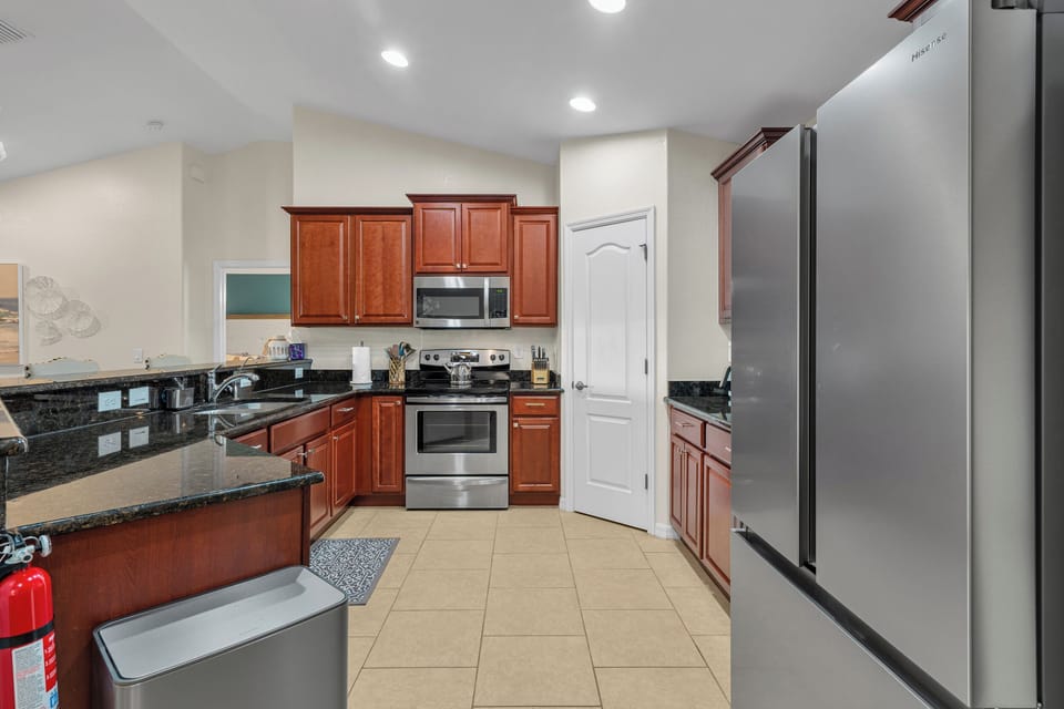 This spacious, fully equipped kitchen is a chef's dream!