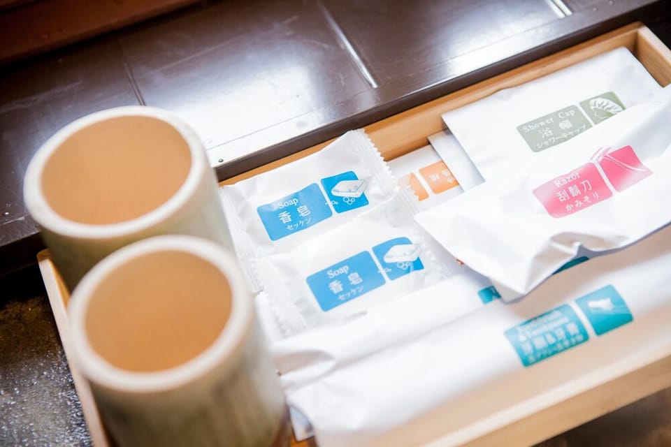 Single Room (A) | Egyptian cotton sheets, premium bedding, down comforters, desk