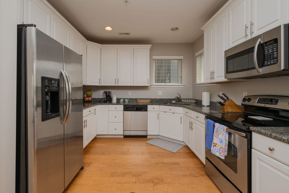 Spacious Kitchen