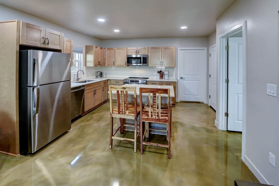 Spacious, fully stocked kitchen