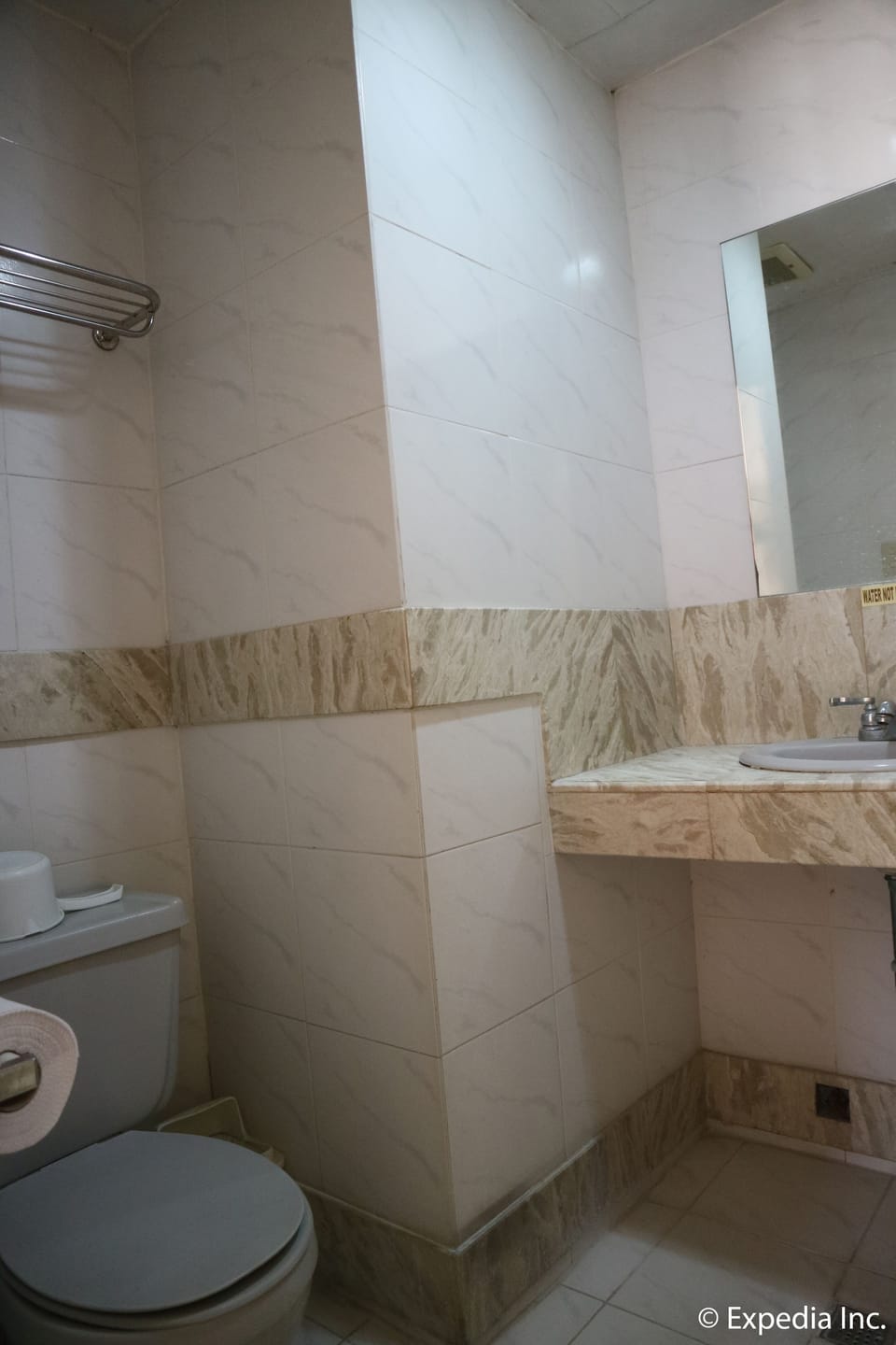 Family Quadruple Room | Bathroom | Shower, towels