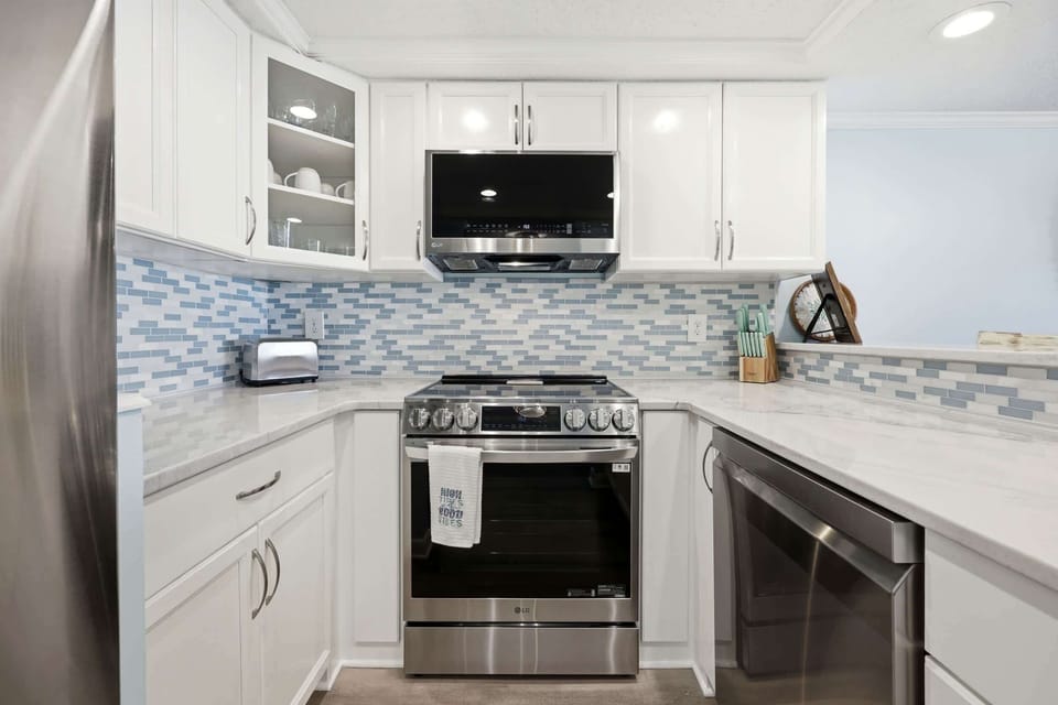 A cozy kitchen made for vacation memories