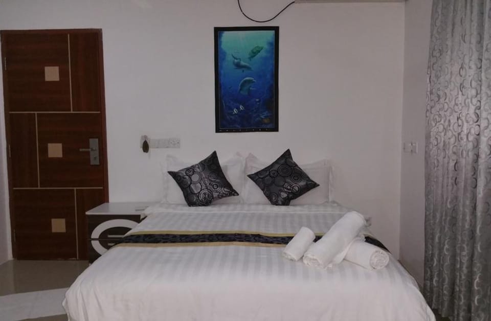 1 bedroom, minibar, in-room safe, desk
