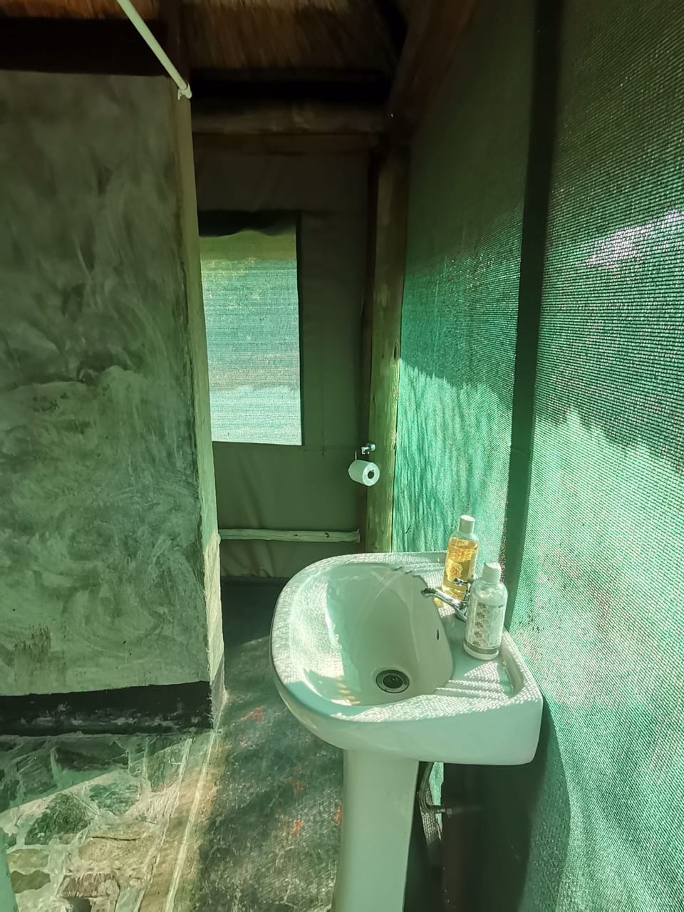 Double Room | Bathroom | Shower, towels, soap, shampoo
