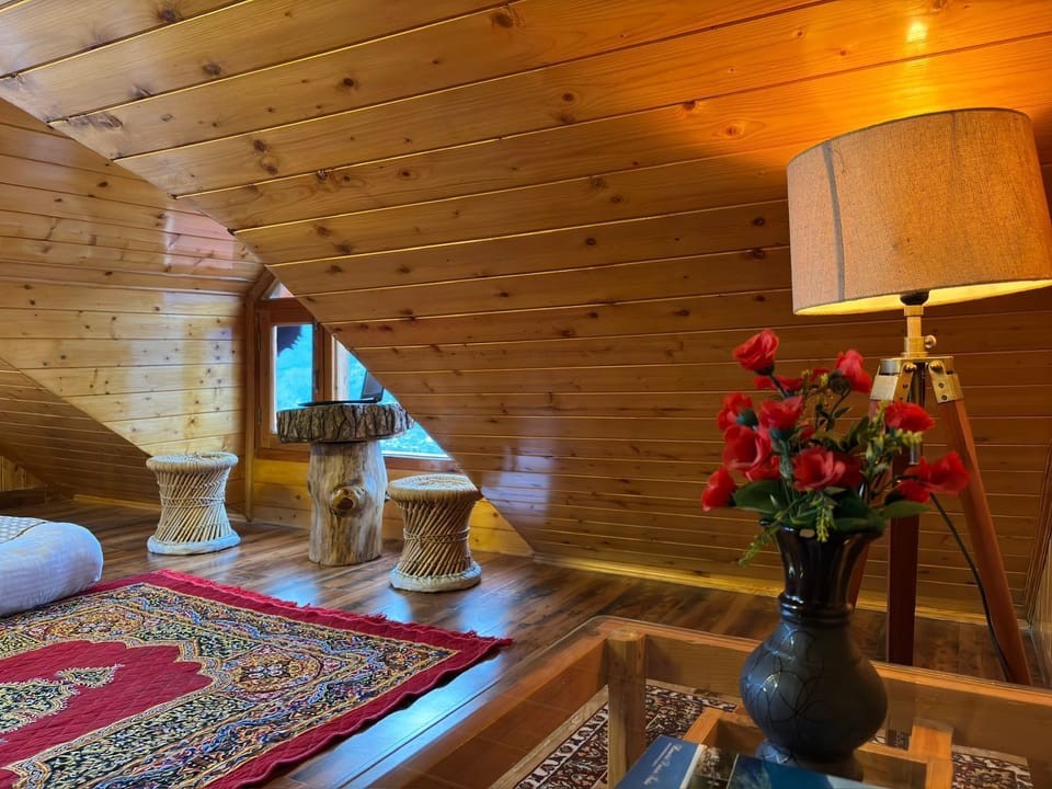 Large Suite | Interior