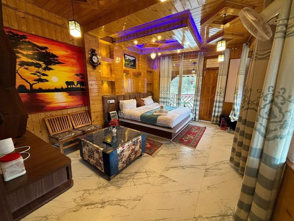 Premium Wooden Suite | Free WiFi
