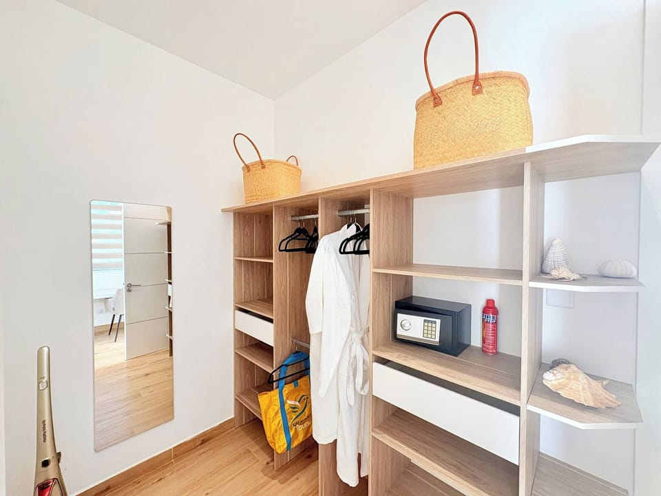 Villa, 4 Bedrooms, Smoking | Interior