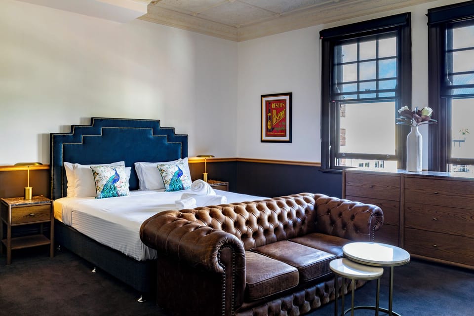 Double Room, Air conditioning | Iron/ironing board, free WiFi