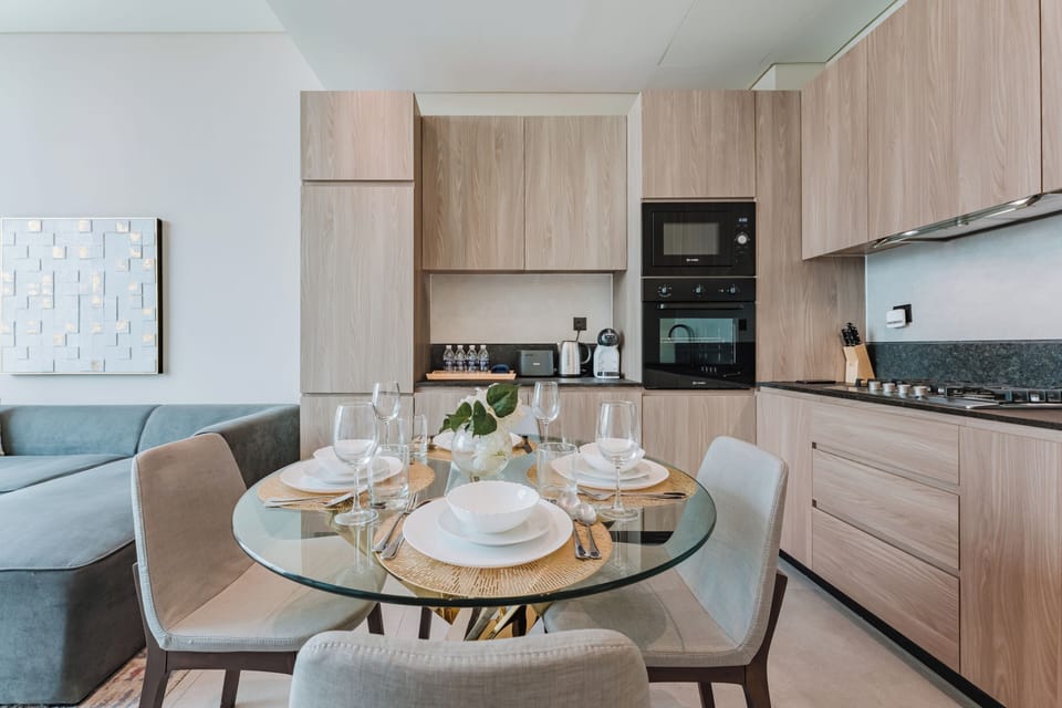 Luxury Penthouse, 2 Bedrooms, Air conditioning, City View | Dining