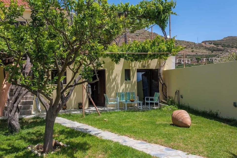 Shared Garden Path Leading to the Suite