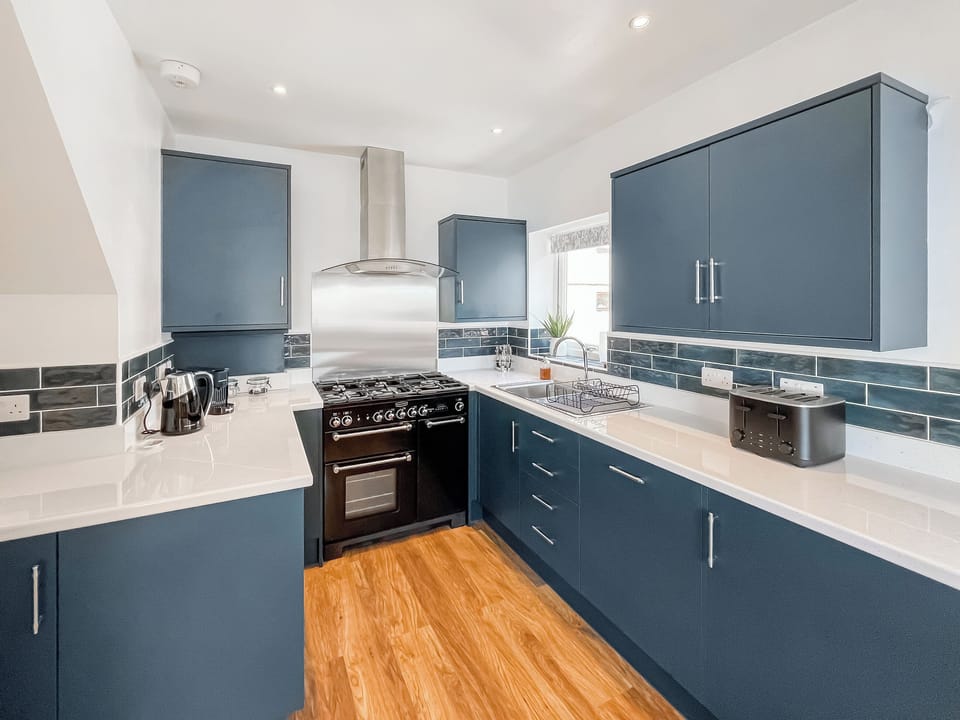 Kitchen | Vikings Sea View - The Vikings, Broadstairs