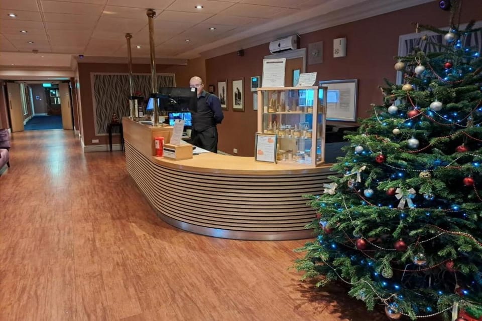 Entrance / Reception