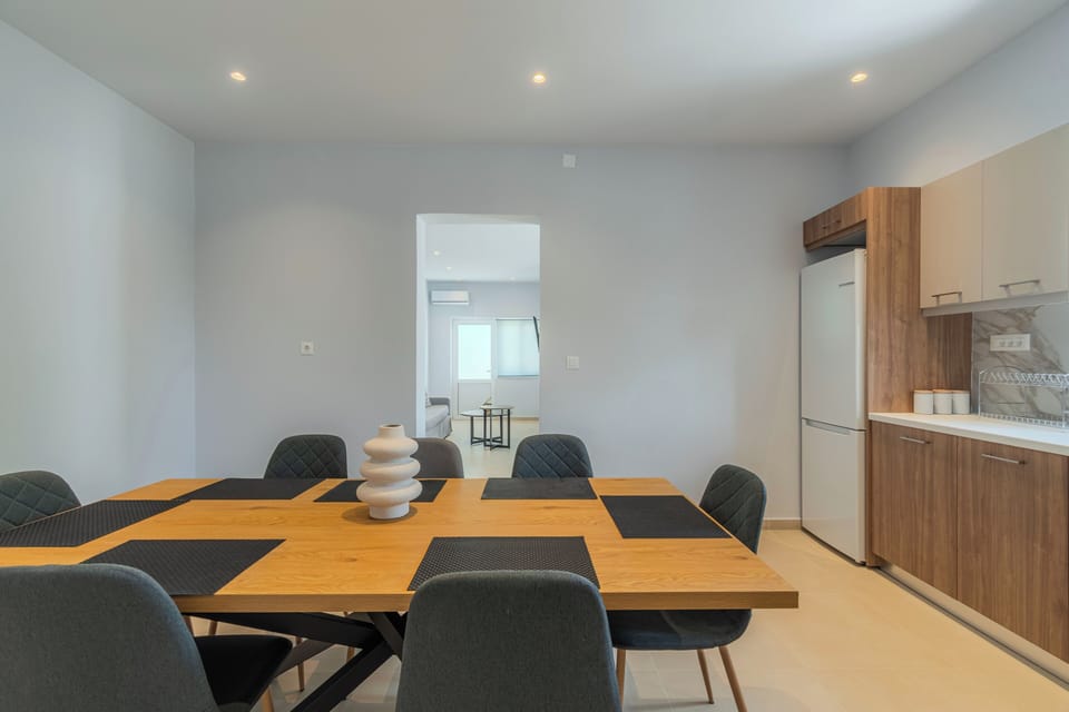 House, Sea View | Private kitchen | Full-size fridge, oven, stovetop, espresso maker
