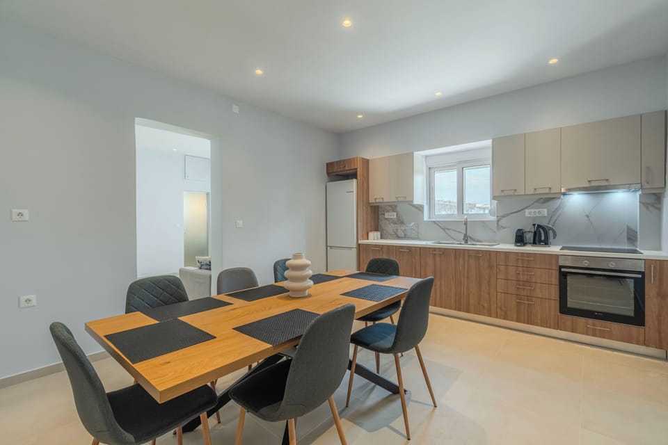 House, Sea View | Dining room